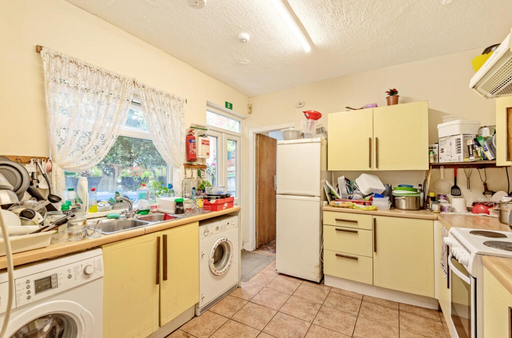 5 Bed HMO Potential To Produce £22,620 PA