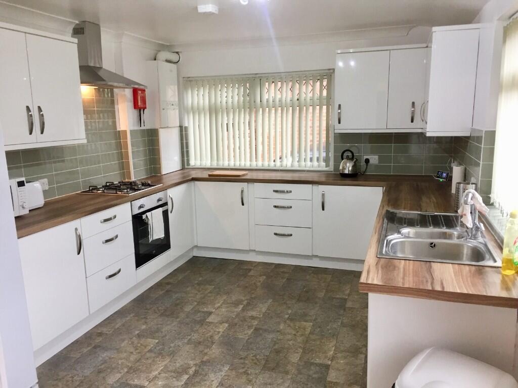 4 Bedroom HMO Producing £24,876 PA