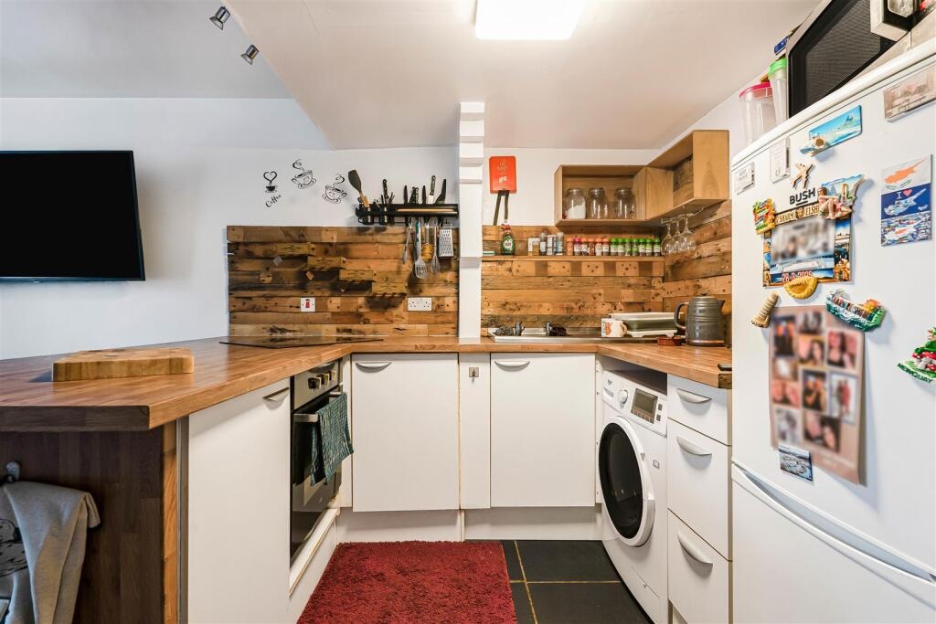 Block of 5 Flats Potential £45,780 PA