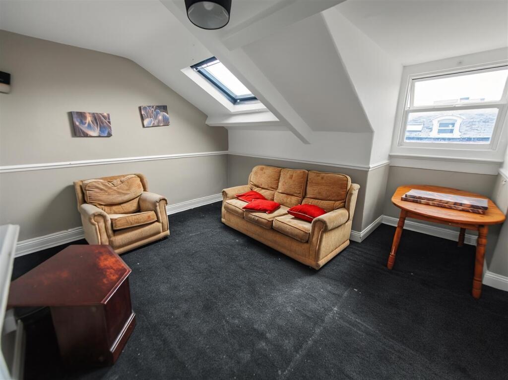 5 Flats Potential £33k PA – Sunderland