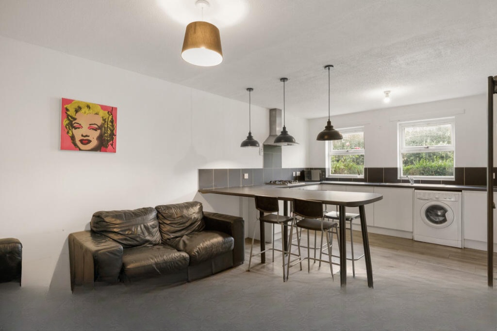 5 Bed HMO Potential £42k PA – Colchester