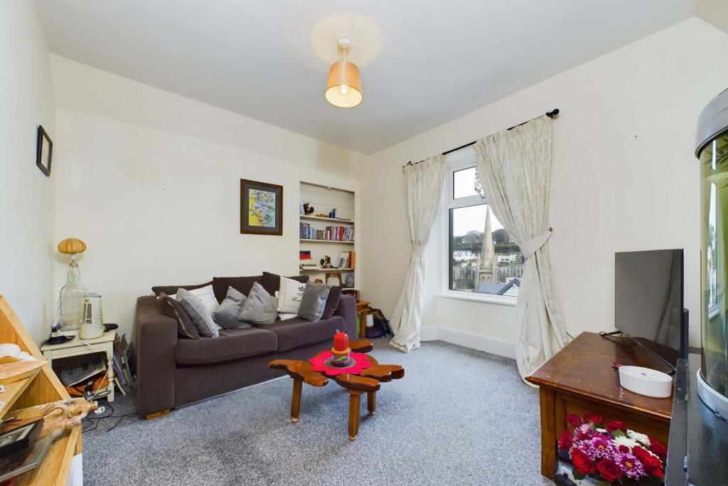 4 Flats Producing £32.2k PA – Torquay