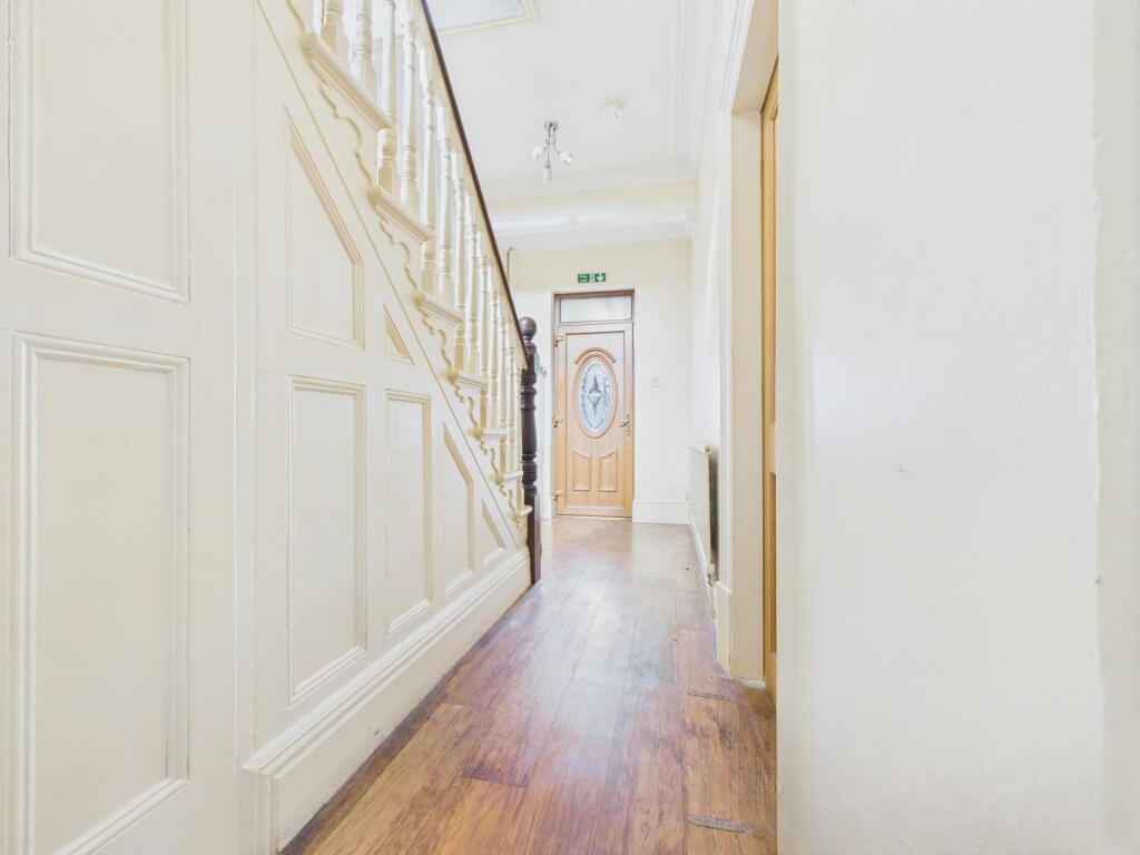 5 Bed HMO Potential £36k PA – Walsall